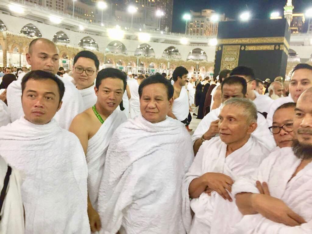 PA 212: Pertemuan dengan Prabowo di Masjidil Haram Tanpa Rencana PA 212: Pertemuan dengan Prabowo di Masjidil Haram Tanpa Rencana