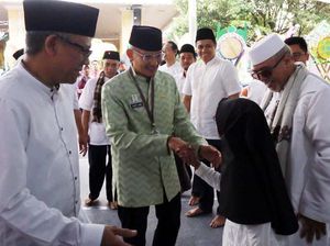 Sandi Sepakat dengan KPK Soal Larangan Mobil Dinas untuk Mudik Sandi Sepakat dengan KPK Soal Larangan Mobil Dinas untuk Mudik