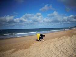 Kaum Nudis Geram Pantai Telanjang Didatangi Turis Lain untuk Konten