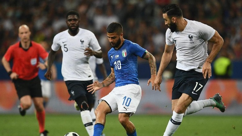 Mancini: Italia Bisa Samai Level Prancis Satu Tahun Lagi Mancini: Italia Bisa Samai Level Prancis Satu Tahun Lagi
