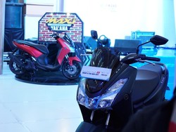 Mau Dapat THR Emas Senilai Ratusan Juta? Test Ride Motor Ini Saja