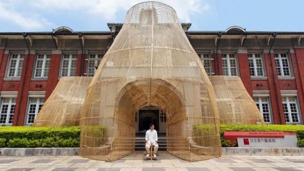 Wow! Ada Perangkap Ikan Segede Rumah