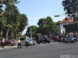 Rekayasa Lalin Simpang-Begawan-Darmo Ini Urai Kemacetan