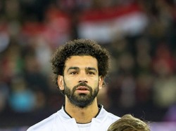 Salah Dikabarkan Ditawarkan ke Barca, Agen Membantah