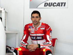 Ada Lorenzo dan Pedrosa di Malaysia, Ducati Pede dengan Pirro