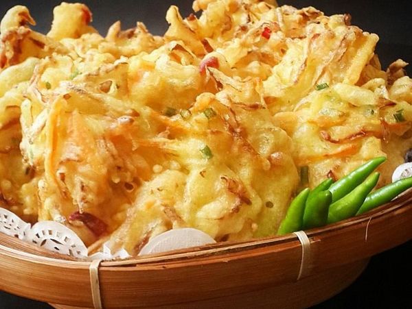 Krenyes Gurih! 10 Bakwan Sayur Renyah untuk Buka Puasa
