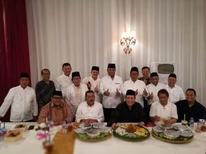 Kiriman Spesial Megawati untuk Chairul Tanjung