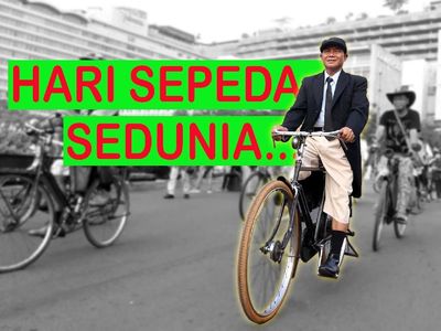 Foto: Barisan Ontel Jadul Turut Memeriahkan Hari Sepeda Sedunia