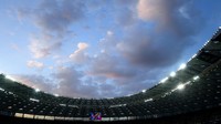 Menjelang matahari tenggelam di NSC Olimpiyskiy Stadium, saat real madrid berlatih menjelang final Liga Champions 2018 menghadapi Liverpool. Dia akhir pertandingan, Madrid keluar sebagai juara. (David Ramos/Getty Images0