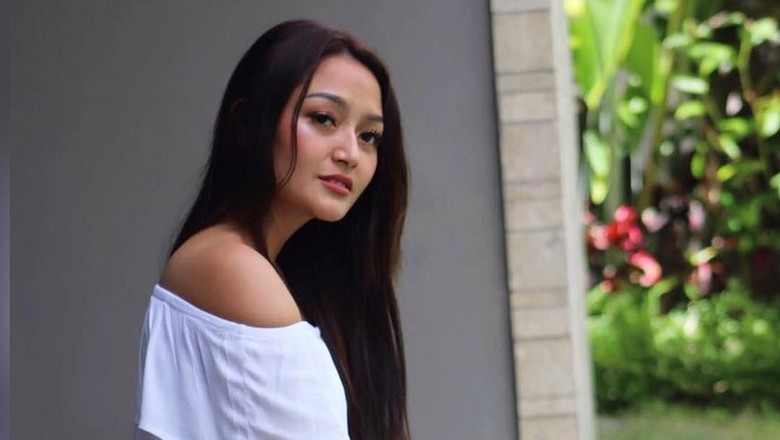 Luar Biasa! Lagi Syantik Siti Badriah Tembus 100 Juta Views