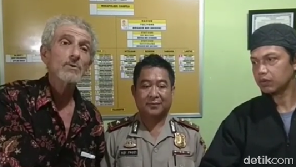 Berita Heboh: Bule Marah Soal Selawat, Selamat Jalan Razan Najjar