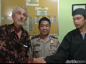 Bule Marah karena Selawat di Musala, MUI Minta Saling Toleransi Bule Marah karena Selawat di Musala, MUI Minta Saling Toleransi