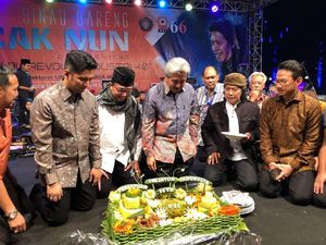 Ini yang Disampaikan Emil saat Ngaji Bareng Cak Nun