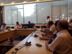 Menhub Rapat Bahas Kesiapan Mudik Jalur Udara