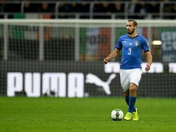 Giorgio Chiellini mungkin telah melewatkan Piala Dunia terakhir dalam kariernya usai Italia gagal ke Rusia. Meski telah berusia 33 tahun, Chiellini masih terus menjadi andalan Juventus di lini belakang dan baru saja membantu timnya merebut Scudetto ketujuh berturut-turut. (Foto: Claudio Villa/Getty Images)