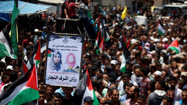 Isak Tangis di Pemakaman Perawat Palestina yang Tewas Ditembak Israel