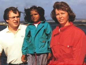 Kisah Perempuan Cari Ibu Kandung, Tapi Malah Temukan Kembarannya