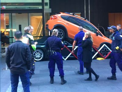 Diparkir Valet Mobil Malah Ringsek