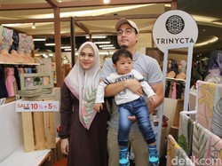 Punya Dua Anak Ini Keseruan Nycta Gina Bila Berpergian