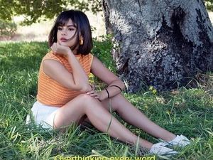 Penampilan Selena Gomez di Single Back to You, Mirip Dora?