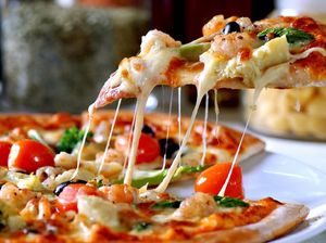 Pizza Topping Durian hingga Rendang, Topping Pizza Khas dari Asia