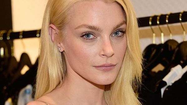 Cantiknya Jessica Stam, Supermodel yang Dijuluki Wajah Boneka