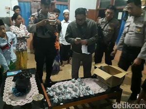 Jual Serbuk Petasan, Rumah Nenek 70 Tahun Digerebek