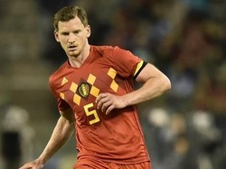 Ekspresi Kocak Vertonghen Saat Dikejutkan Ibunda Jelang Kick-off