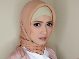 Foto: Bikin Pangling, Ini Penampilan Chika Jessica Pakai Hijab