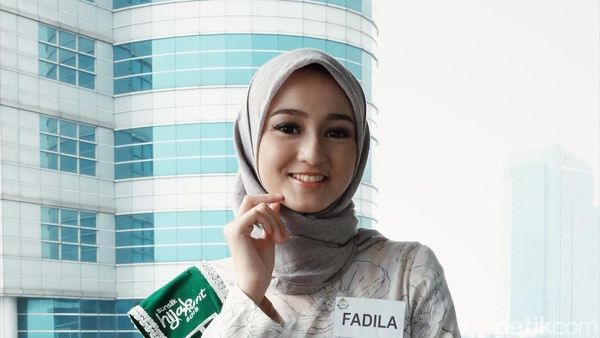 Foto: Aksi 15 Finalis Saat Grand Final Sunsilk Hijab Hunt 2018