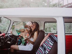 Nadine Chandra-Dimas Anggara Foto Prewedding atau Postwedding?