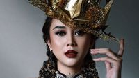 Terpesona Lagi dengan Keseksian Aura Kasih