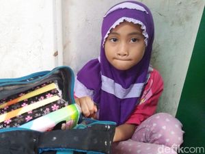Menemui Amel, Bocah Penjual Tisu di Stasiun Cawang yang Viral