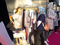 Lenggak-lenggok Modest Fashion Dubai nan Elegan