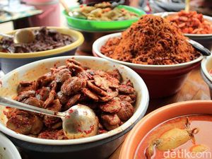 Ngabuburit Cari Takjil di Pasar Benhil, Ini Aneka Pilihannya