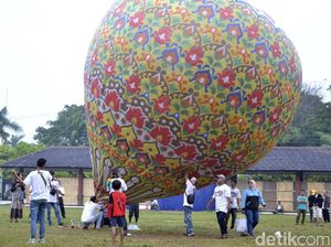 Bahayakan Pesawat, Tradisi Lepas Balon Udara Harus Ikuti Aturan Ini Bahayakan Pesawat, Tradisi Lepas Balon Udara Harus Ikuti Aturan Ini