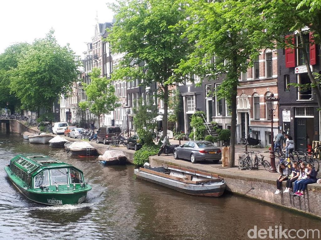 Amsterdam: Turis Rusuh Dilarang Datang Amsterdam: Turis Rusuh Dilarang Datang