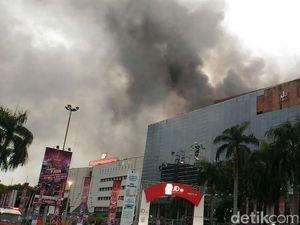 Labfor Selidiki Penyebab Kebakaran di Gedung PRJ Labfor Selidiki Penyebab Kebakaran di Gedung PRJ