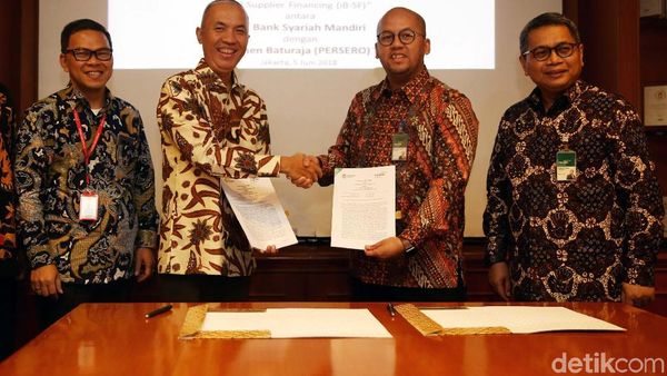 Mandiri Syariah Gandeng Semen Baturaja