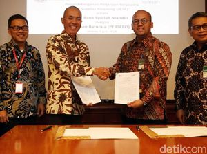 Mandiri Syariah Gandeng Semen Baturaja