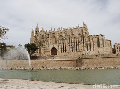Foto: Jejak Islam di Kota Kelahiran Jorge Lorenzo