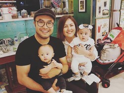 Belum 2 Tahun, Anak Kembar Surya Saputra Sudah Bisa Main Drum dan Akting