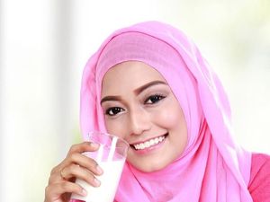 Pentingnya Minum Susu Saat Bulan Puasa