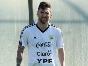 Mascherano: Argentina Harus Bisa Samai Standar Permainan Messi