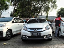 Jelang Libur Akhir Tahun, Rental Mobil Kebanjiran Pelanggan