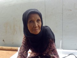 Memaafkan, Nenek di Lapangan Banteng Beri Uang ke Pencuri