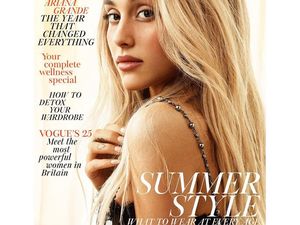 Tampil Tanpa Rambut Kuncir, Ariana Grande Tak Dikenali