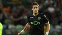 Bek Sporting Lisbon Sebastian Coates juga banyak bermain musim ini. Ia tampil 55 kali di semua ajang dengan total waktu bermainya mencapai 4.950 menit. (Foto: Carlos Rodrigues/Getty Images)