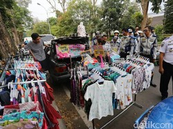 Pemkot Bandung akan Kaji Regulasi Operasional Mobil Toko