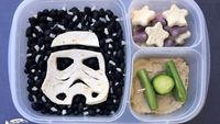 Keren! Ayah Ini Bikin Bekal Lucu Tema Snow White hingga Star Wars